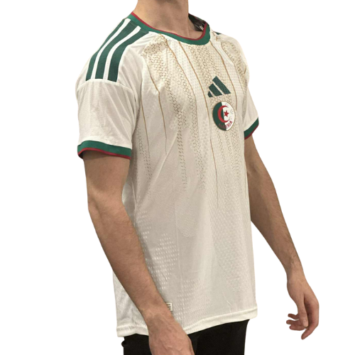 Maillot de l’Équipe Nationale – Blanc, Vert & Doré